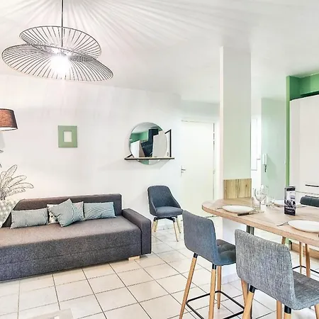 Quiet With Private Parking, Close Subway * Toulouse